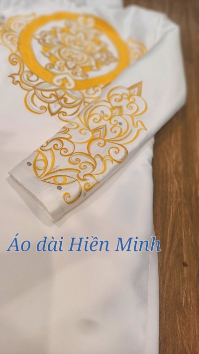 Áo dài nam họa tiết thêu cao cấp HMB305